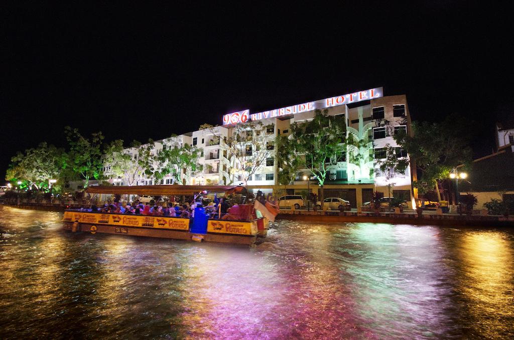906 Riverside Hotel Malacca Eksteriør billede
